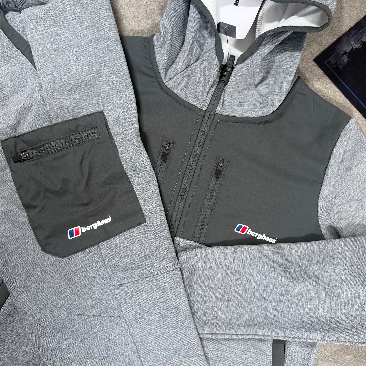 BERGHAUS JUNIOR POLY TRACKSUIT (GREY/DARK GREY)