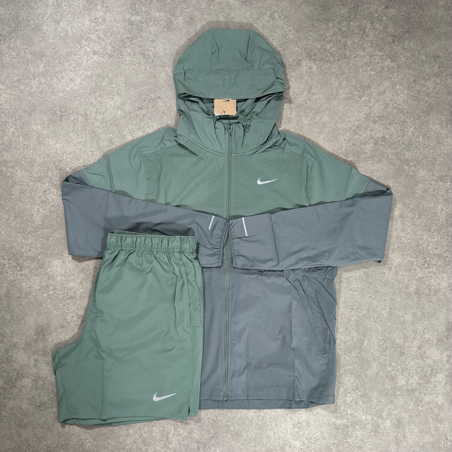 NIKE REPEL UV SHORT SET (CLAY GREEN)
