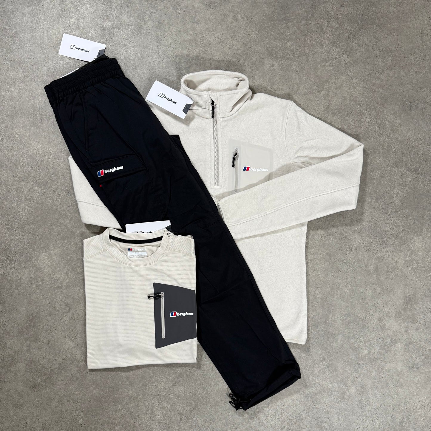 BERGHAUS 1/4 ZIP FLEECE 3 PIECE TRACKSUIT (WHITE/BLACK)