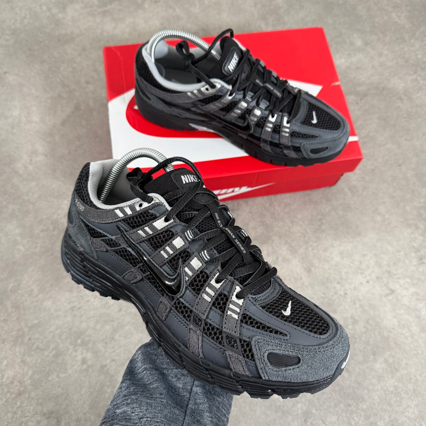 NIKE P-6000 (GREY/BLACK)