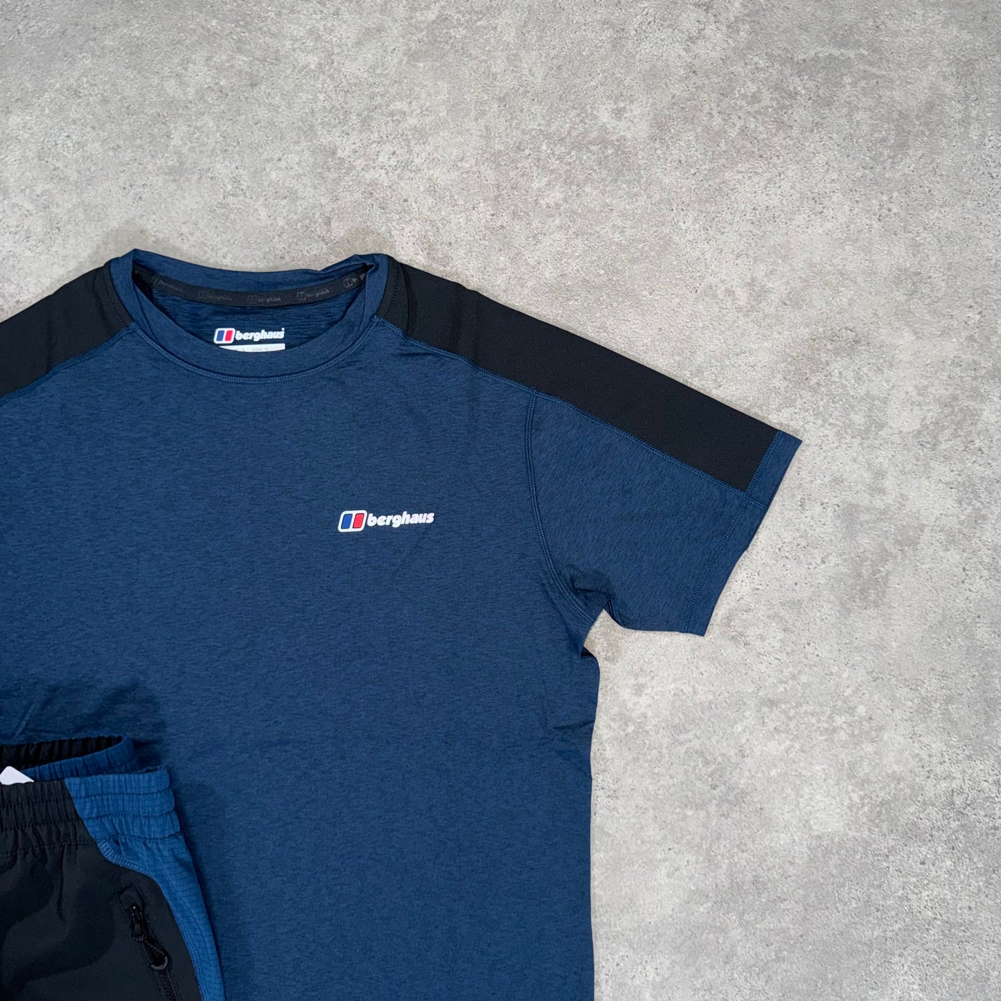 BERGHAUS FARNDALE TECH SHORT SET (BLUE/BLACK)