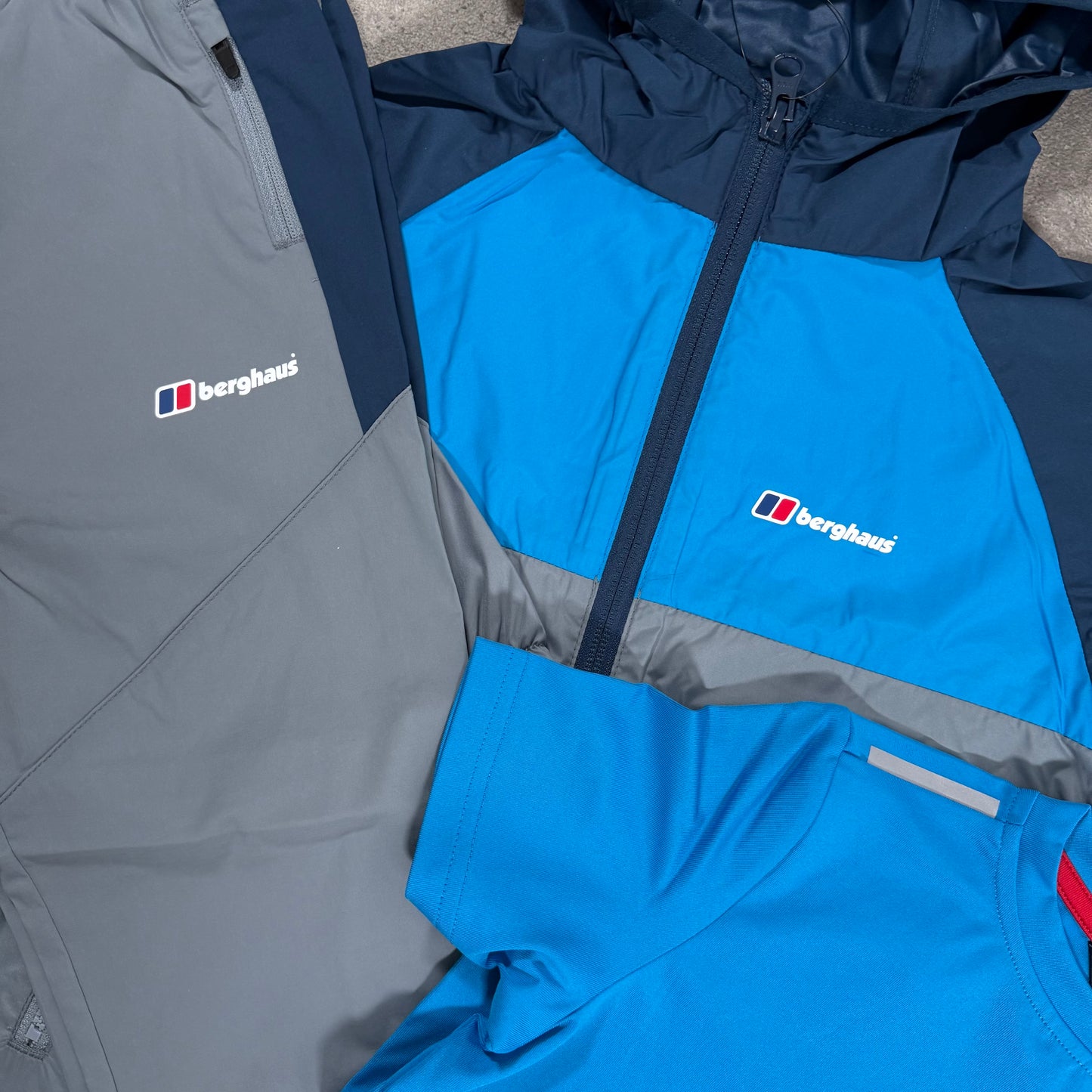 BERGHAUS JUNIOR WINDSHELL 3-PIECE TRACKSUIT (BLUE)