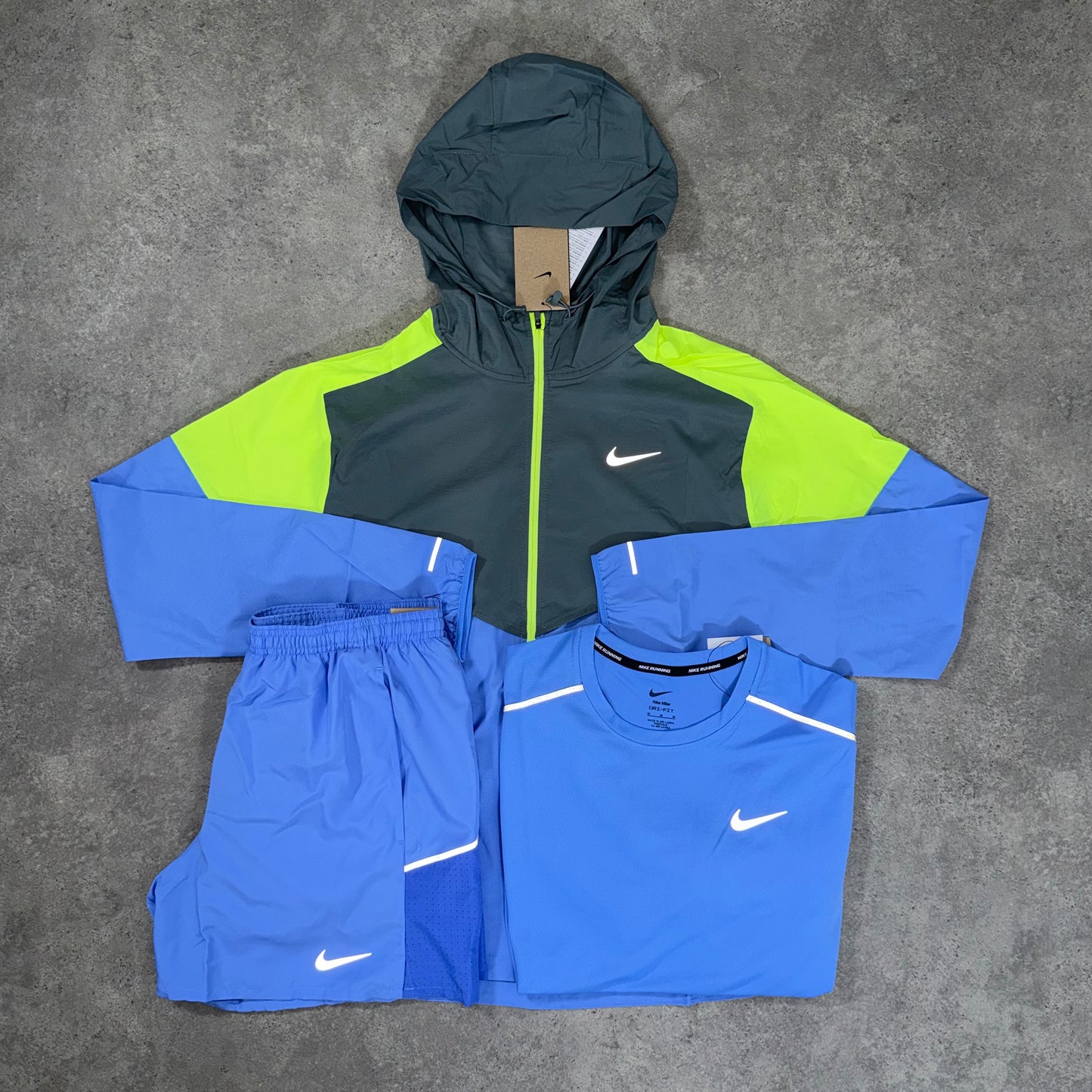 NIKE UV WINDRUNNER TRI-SET (VOLT/BLUE) (Copy)