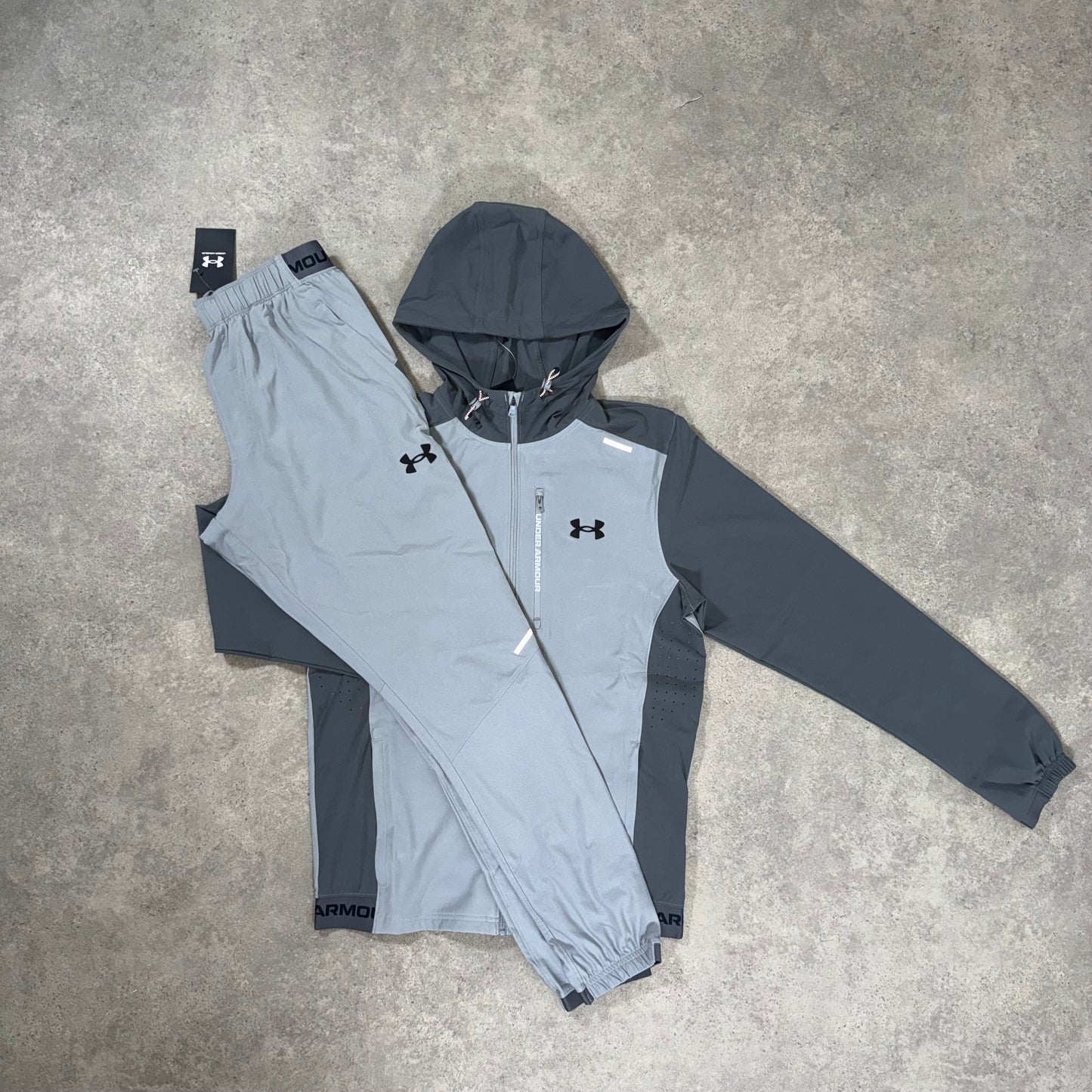 UNDER ARMOUR VANISH TRACKSUIT (GREY/STONE)