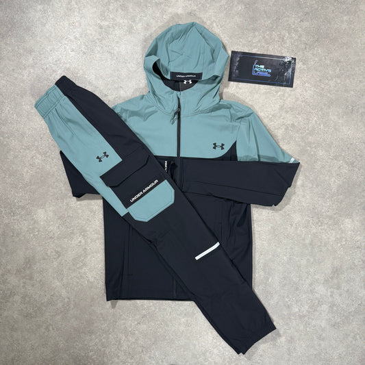 UNDER ARMOUR TECH UTILITY WOVEN TRACKSUIT (BLACK/JASPER BLUE)