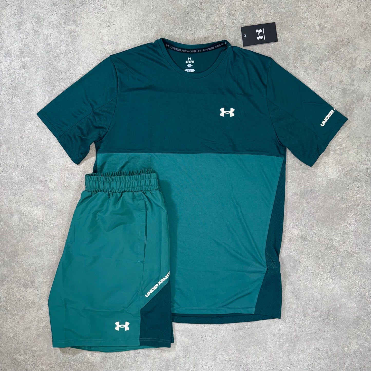 UNDER ARMOUR TECH HYBRID SET (GRASS GREEN)