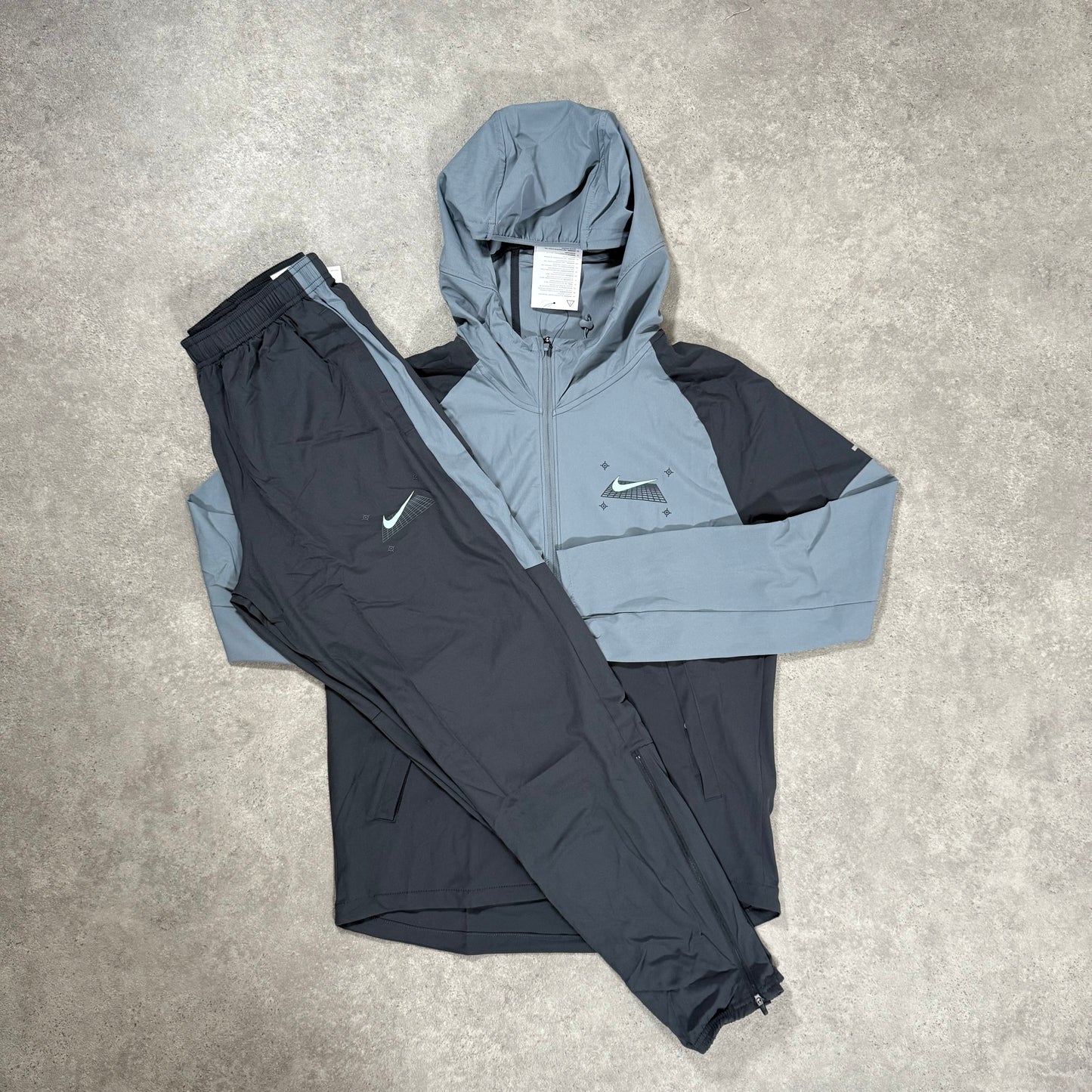 NIKE GRID TRACKSUIT (GREY/STONE GREY)