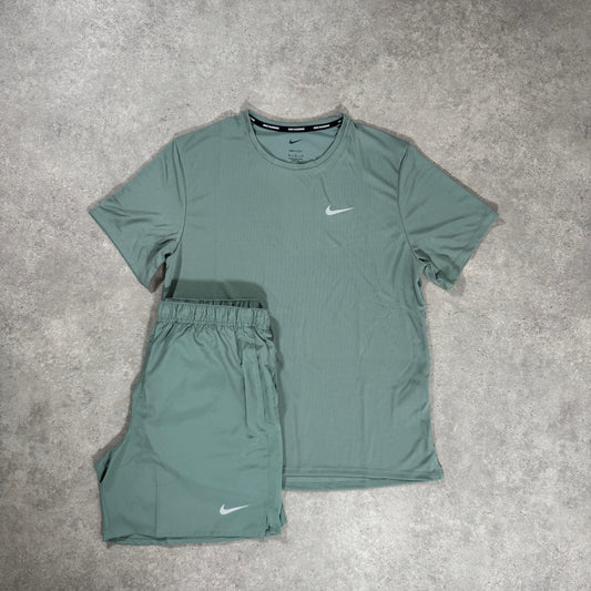 NIKE DRI-FIT UV SHORT SET (CLAY GREEN)