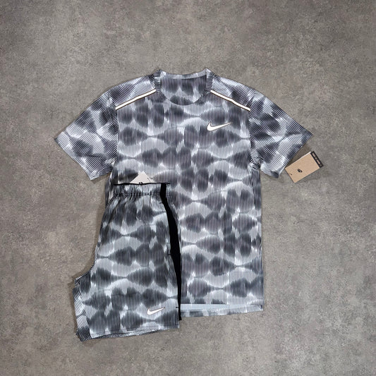 NIKE FESTIVAL SHORT SET (WHITE)