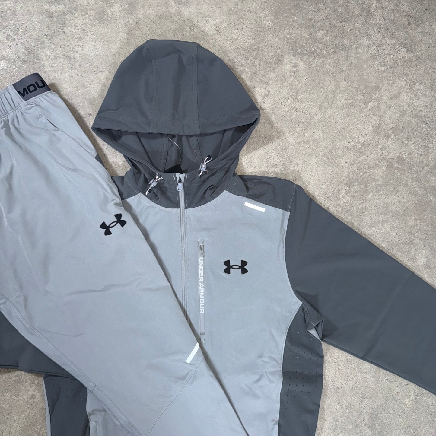 UNDER ARMOUR VANISH TRACKSUIT (GREY/STONE)
