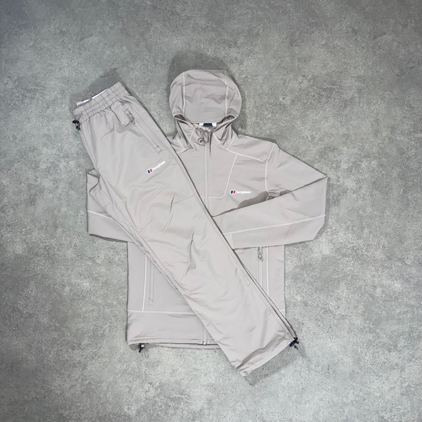 BERGHAUS GREENBANK TRACKSUIT (MOONROCK)