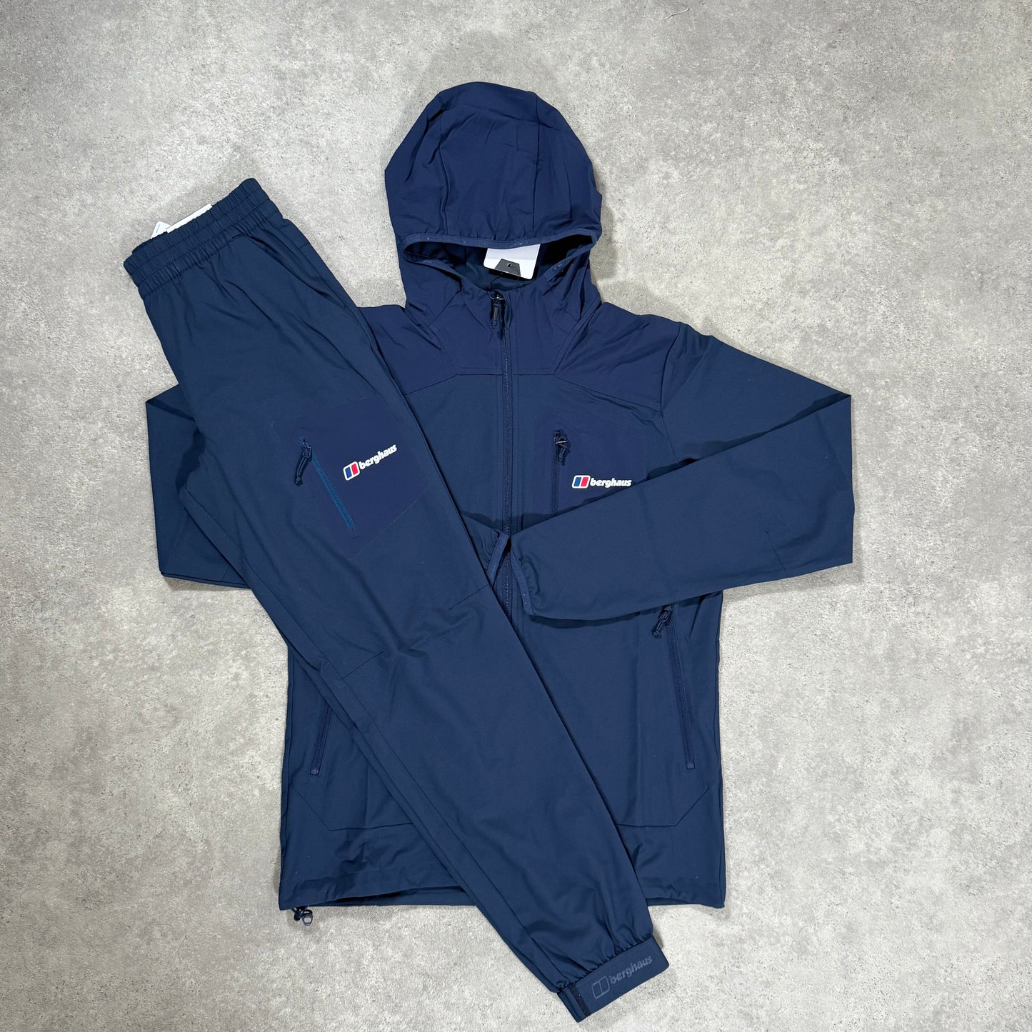 BERGHAUS INTERVALE TRACKSUIT (NAVY)