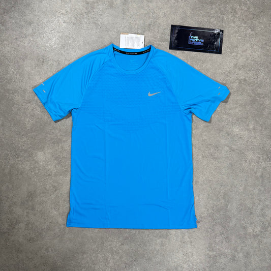 NIKE STRIDE ADV-RUNNING T-SHIRT (BLUE)