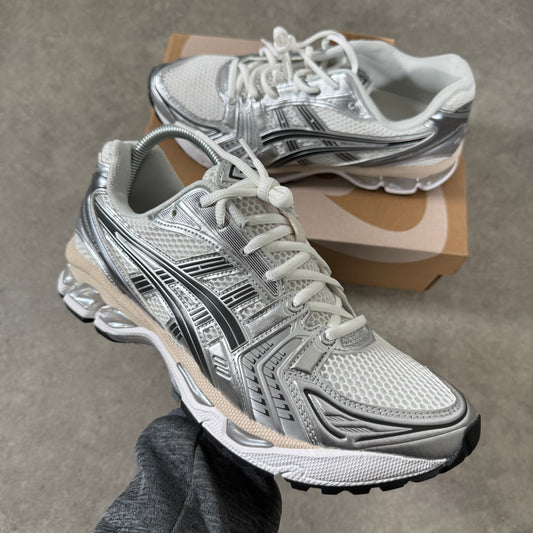 ASICS GEL-KAYANO 14 (WHITE GRAPHITE GREY)