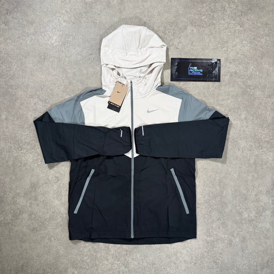NIKE LIGHT WINDRUNNER (WHITE/GREY/BLACK)